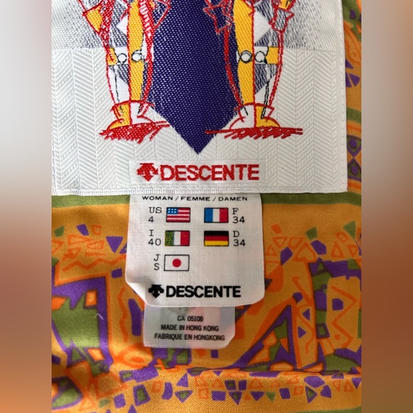 Descente Vintage Women’s 80’s Cinched Waist Ski Jacket Size 4 - Picture 8 of 16